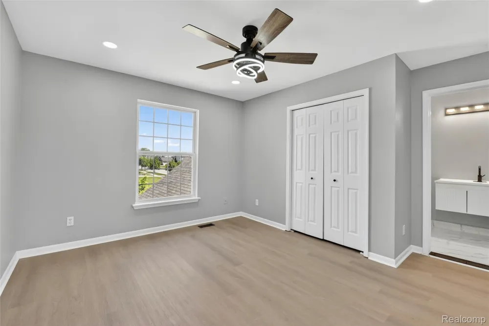 8862 Prairie Street York Charter Township, MI 48197