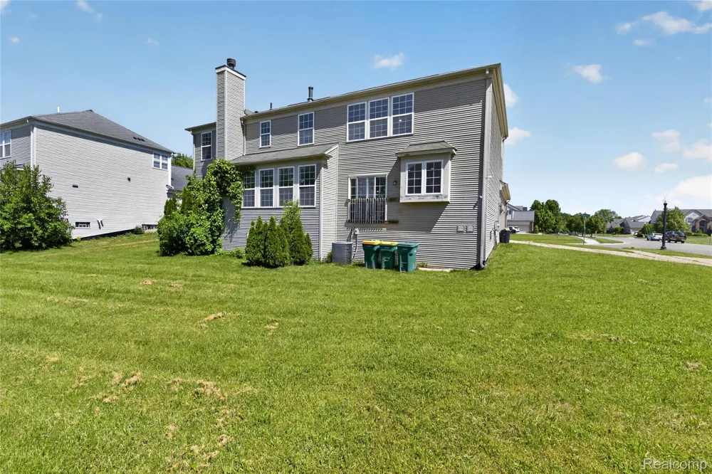 8862 Prairie Street York Charter Township, MI 48197