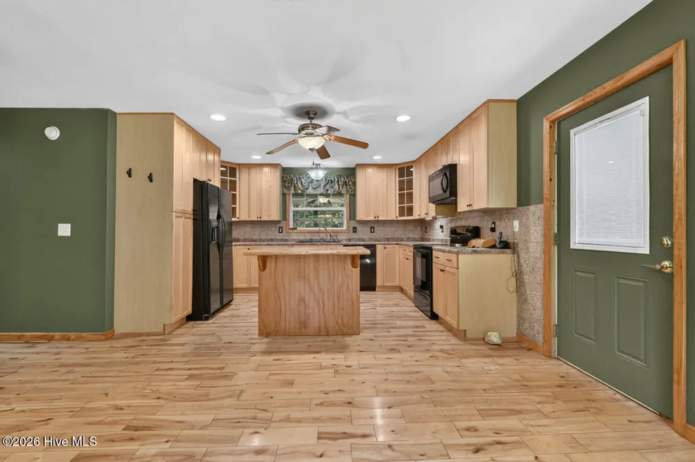 648 Posey Place Murphy, NC 28906