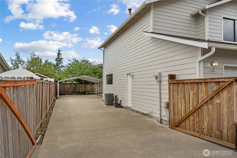 410 Warwick Street Enumclaw, WA 98022