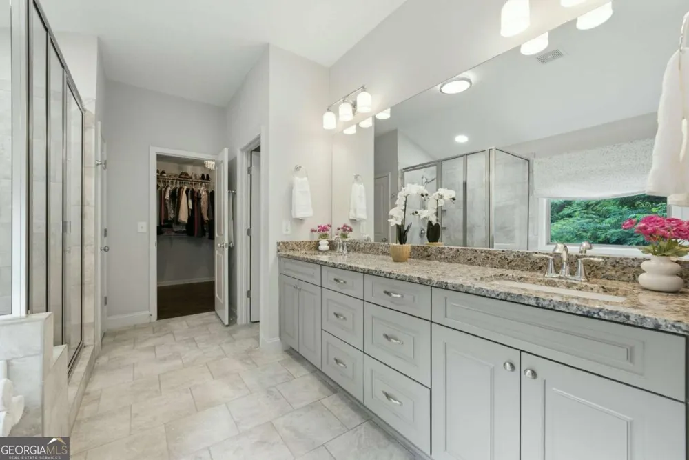 1901 Weston LN Tucker, GA 30084
