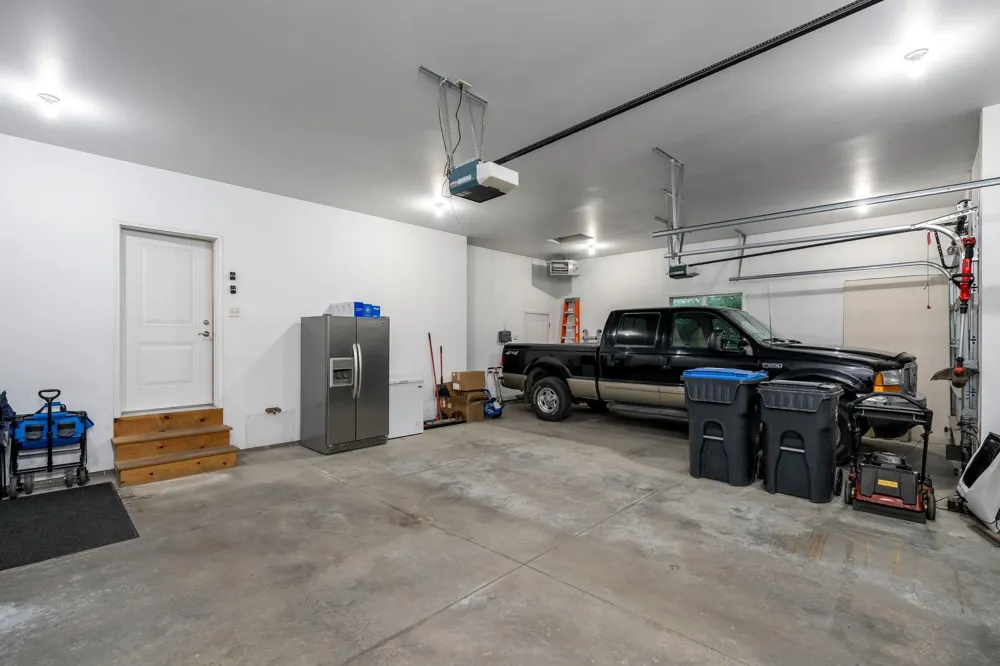 113 Oak Marsh Drive Mankato, MN 56001