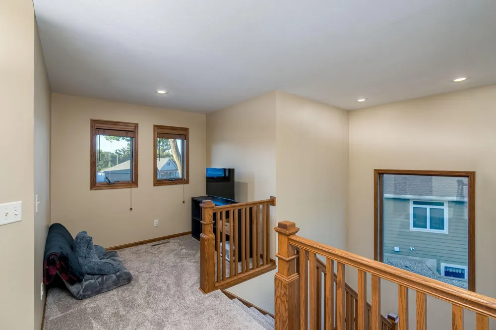 113 Oak Marsh Drive Mankato, MN 56001