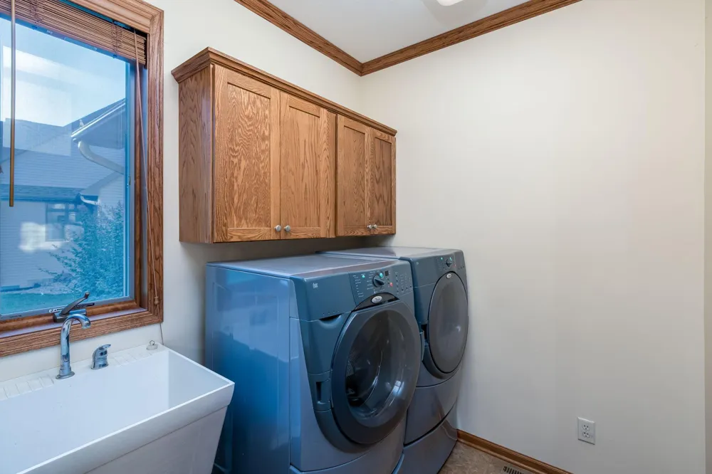 113 Oak Marsh Drive Mankato, MN 56001