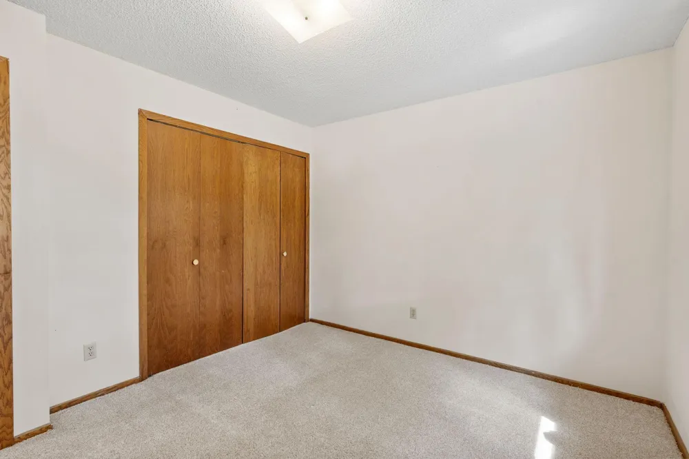 3501 84th Circle Brooklyn Park, MN 55443