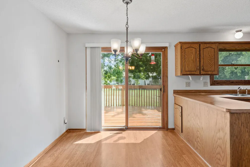 3501 84th Circle Brooklyn Park, MN 55443