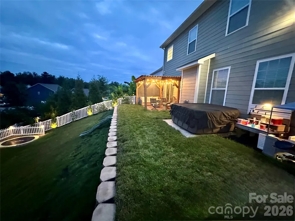 172 Longleaf Drive Mooresville, NC 28117
