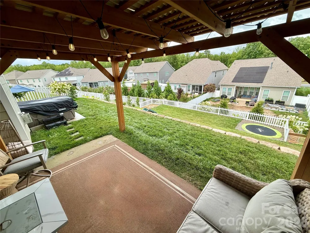 172 Longleaf Drive Mooresville, NC 28117