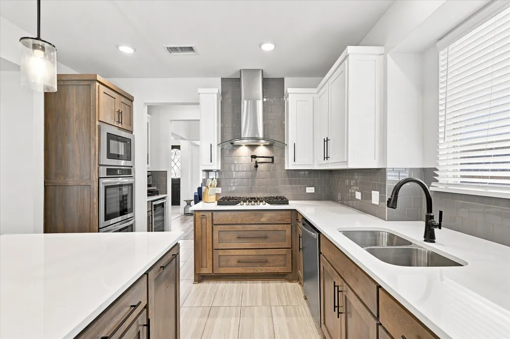 1863 Silver Birch Road Waxahachie, TX 75165