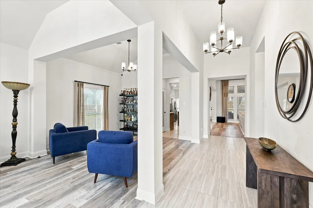 1863 Silver Birch Road Waxahachie, TX 75165