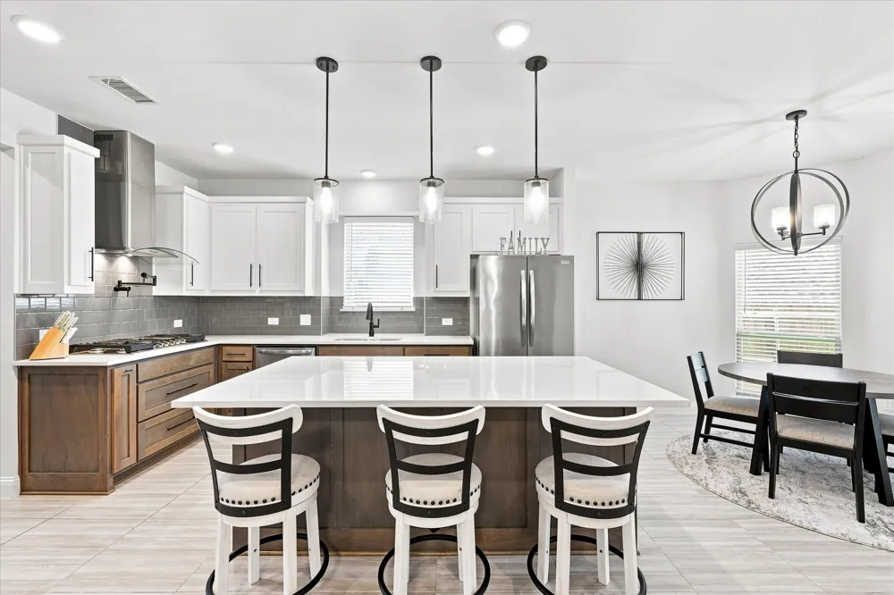 1863 Silver Birch Road Waxahachie, TX 75165