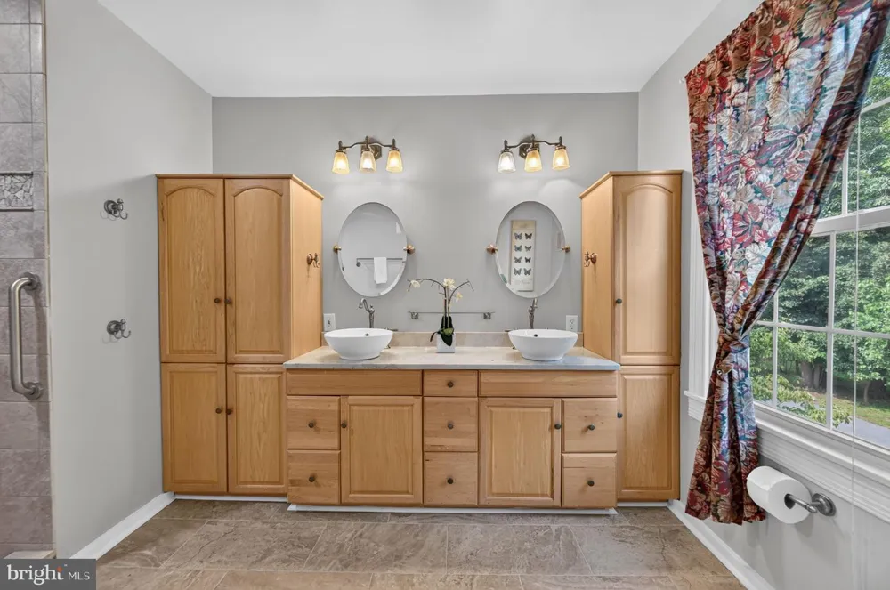 4806 BUTLER ROAD Glyndon, MD 21071