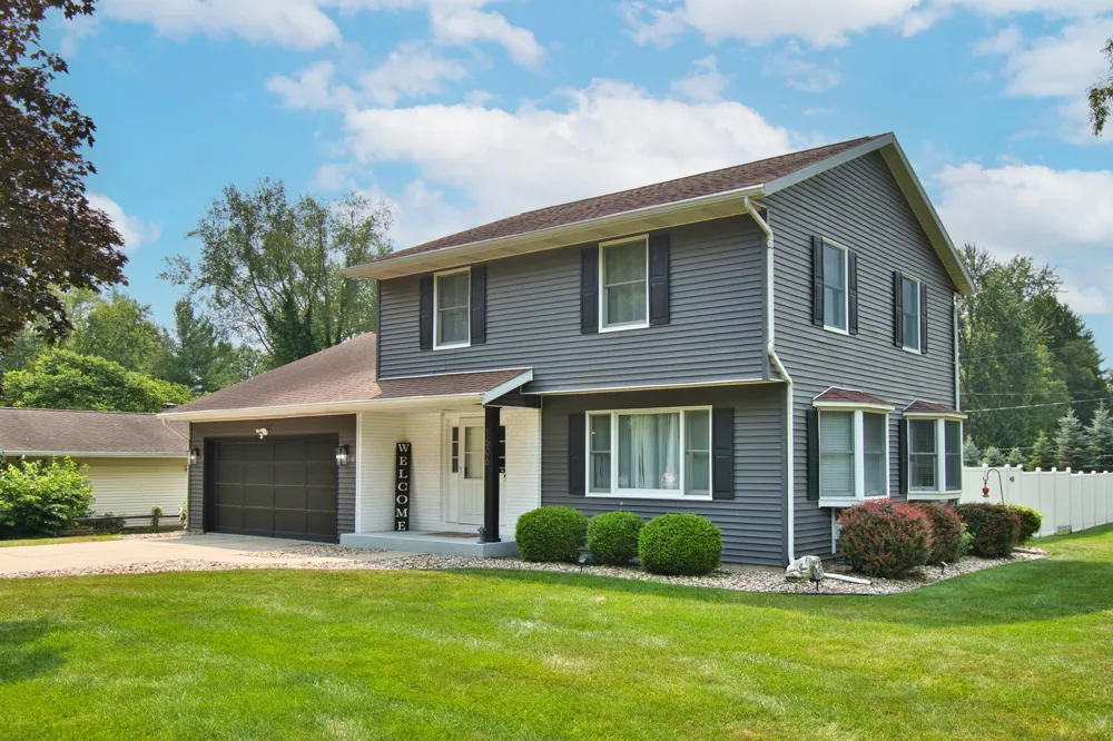 1506 Lykins Lane Niles, MI 49120
