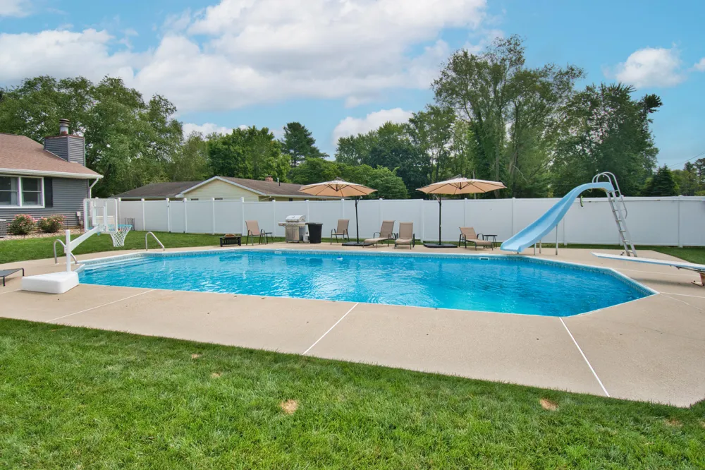 1506 Lykins Lane Niles, MI 49120