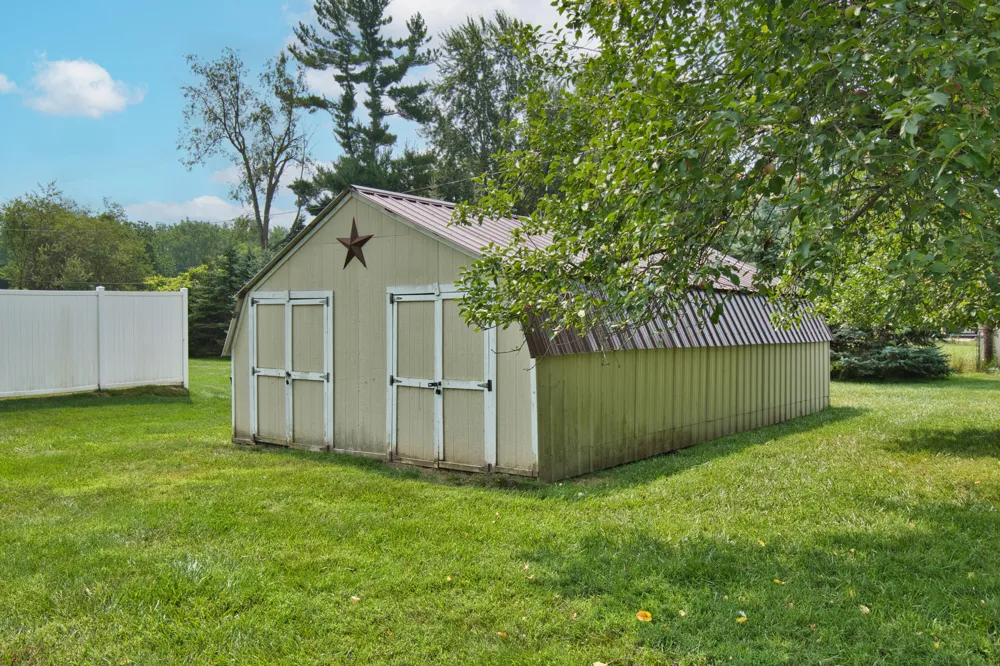 1506 Lykins Lane Niles, MI 49120
