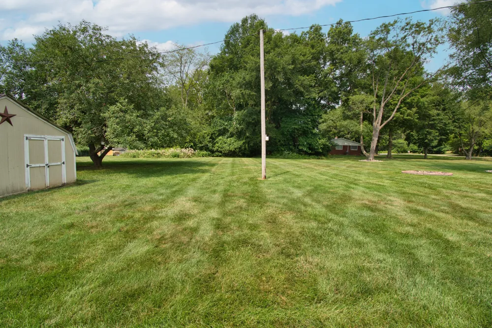 1506 Lykins Lane Niles, MI 49120