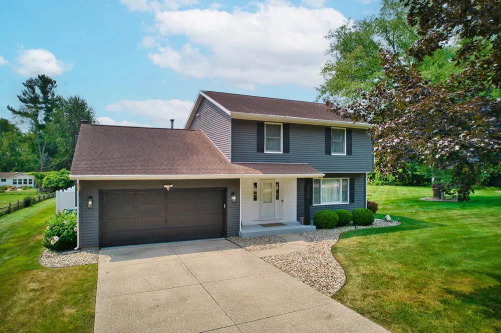 1506 Lykins Lane Niles, MI 49120