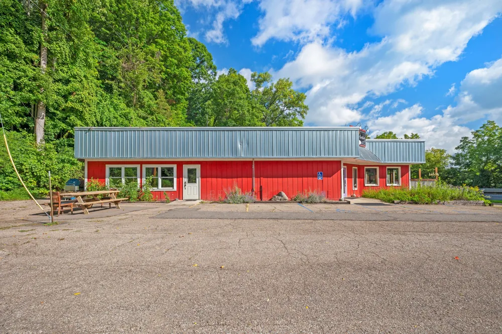 15212 Red Bud Trail Buchanan, MI 49107