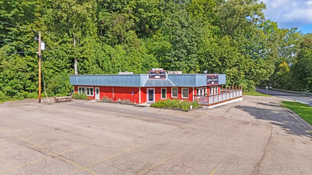 15212 Red Bud Trail Buchanan, MI 49107