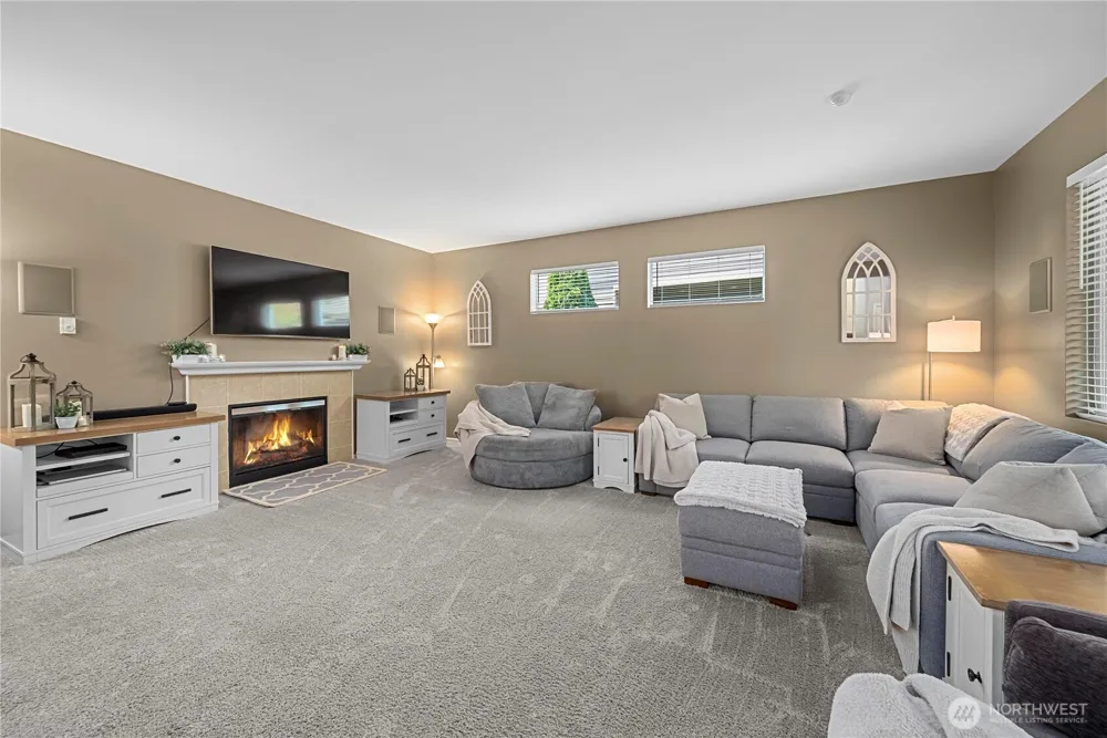 16231 SE 251st Street Covington, WA 98042