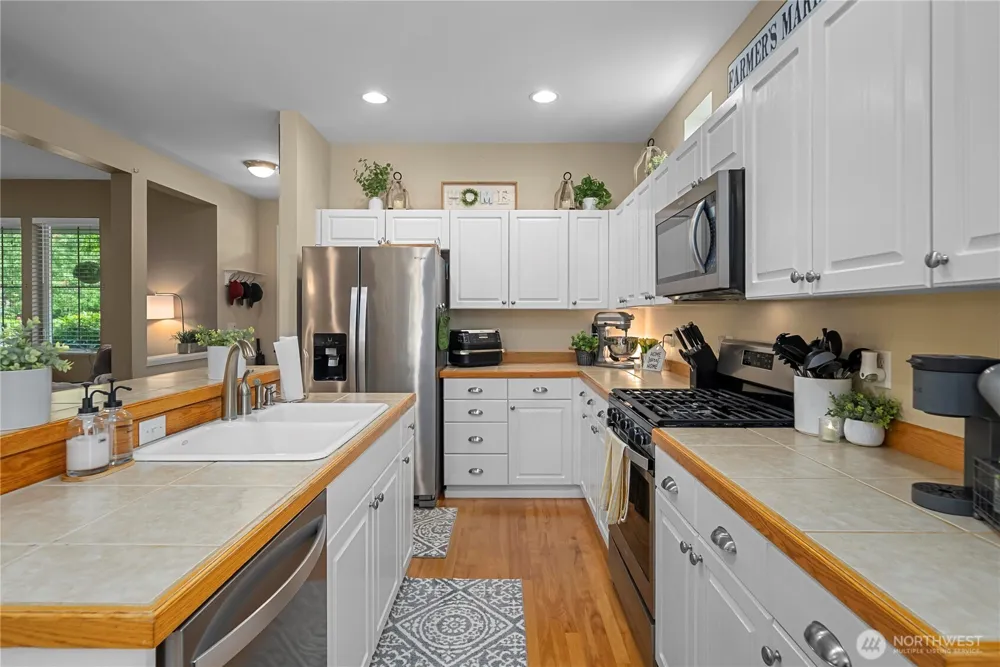 16231 SE 251st Street Covington, WA 98042