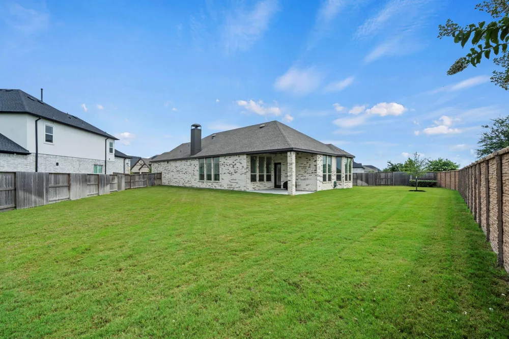 10319 Bison Drive Rosharon, TX 77583