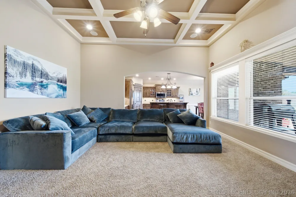 8416 76 EastAvenue Owasso, OK 74055