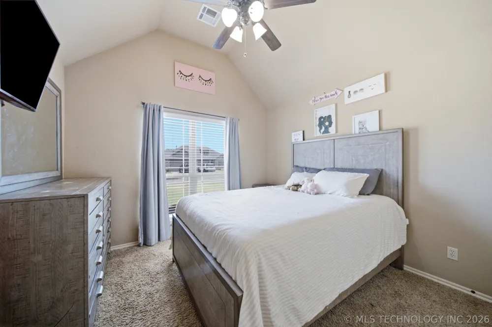 8416 76 EastAvenue Owasso, OK 74055