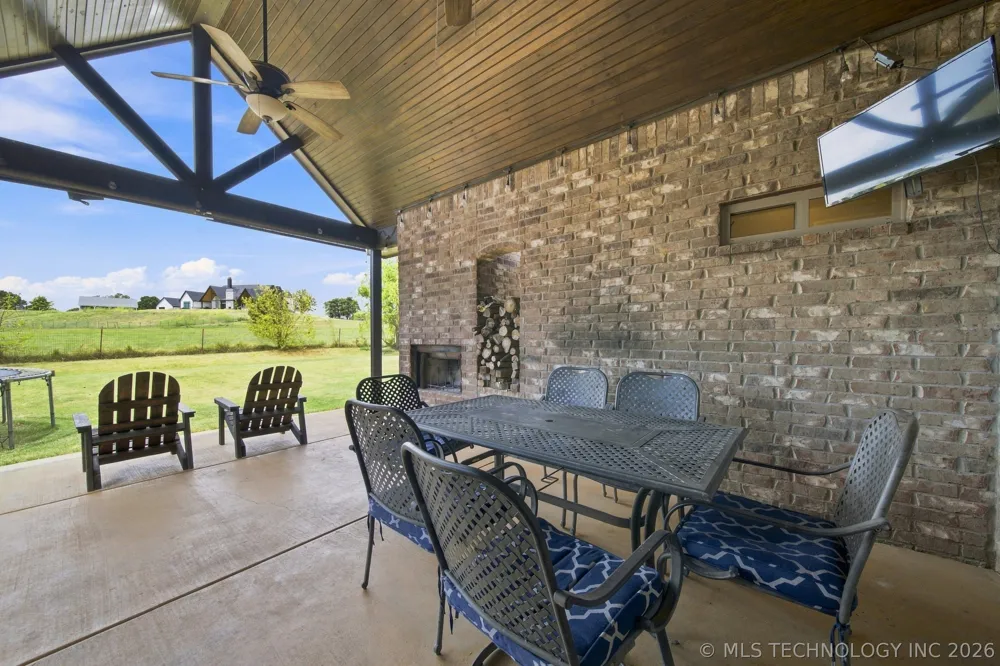 8416 76 EastAvenue Owasso, OK 74055