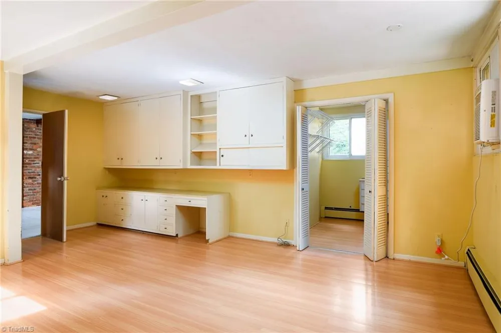 219 Buttercup Drive Jamestown, NC 27282