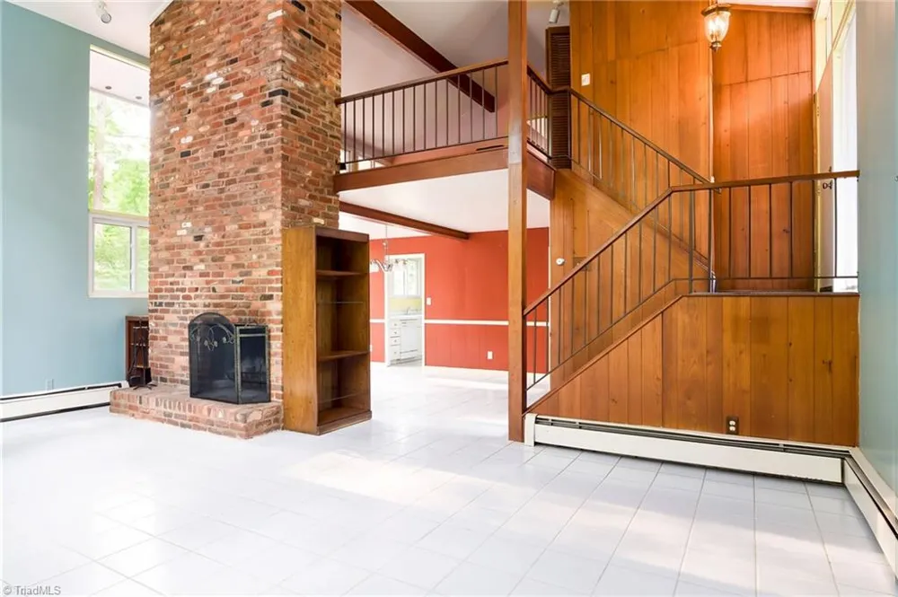 219 Buttercup Drive Jamestown, NC 27282