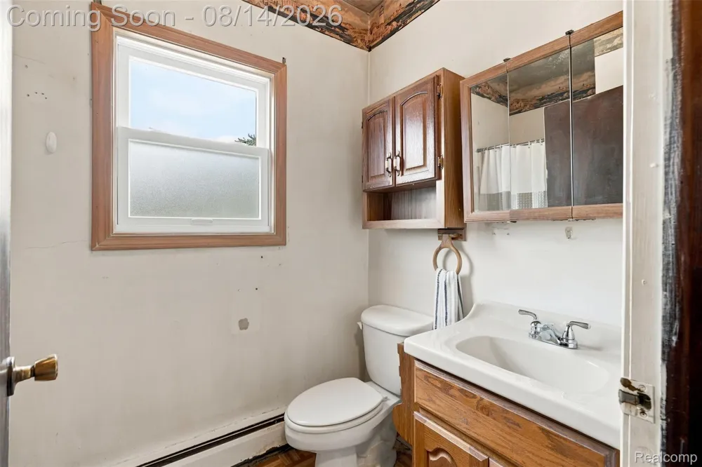 2234 Grange Road Trenton City, MI 48183