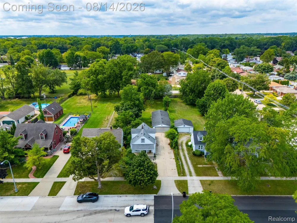 2234 Grange Road Trenton City, MI 48183