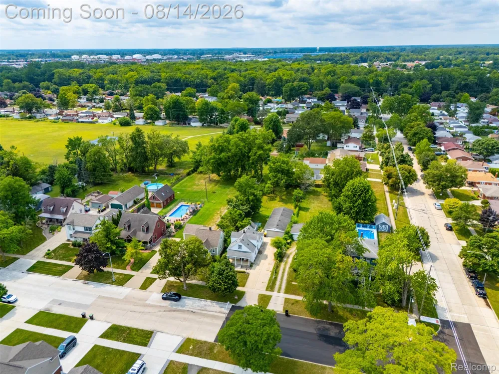 2234 Grange Road Trenton City, MI 48183