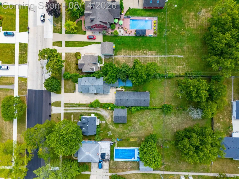 2234 Grange Road Trenton City, MI 48183