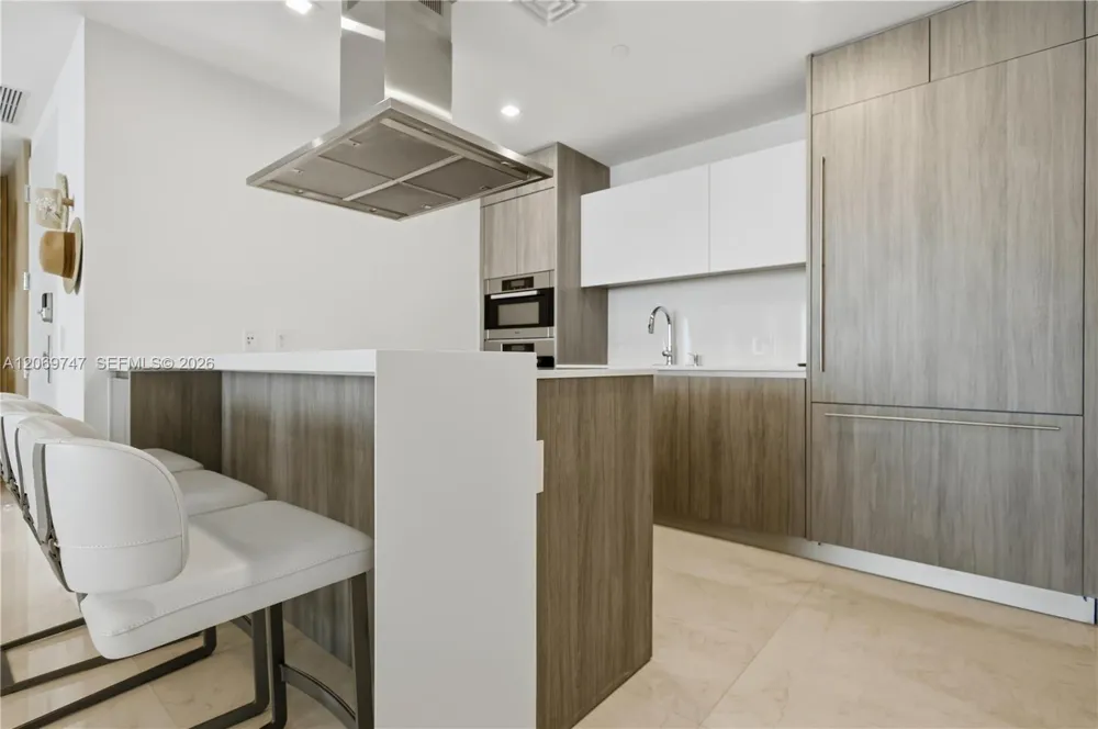 Address Not Shown Key Biscayne, FL 33149