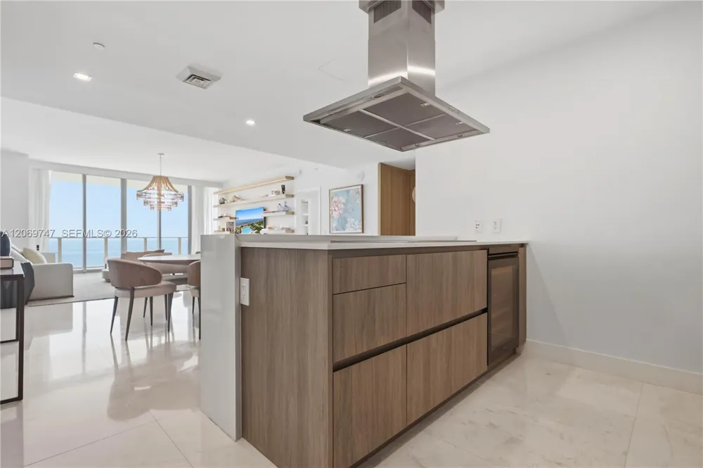 Address Not Shown Key Biscayne, FL 33149