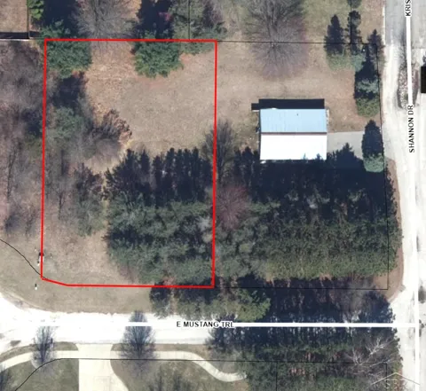 E Mustang Trail - Lot 2 Trail