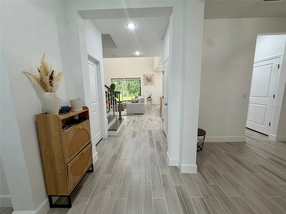 33901 LANDSMAN LOOP Wesley Chapel, FL 33543