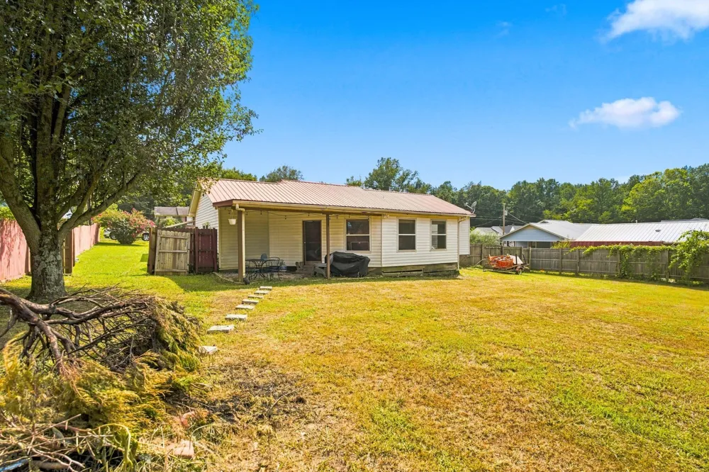 396 Sherwood Dr McMinnville, TN 37110