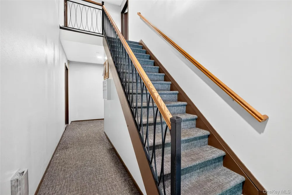 24 Richard Court Pomona, NY 10970