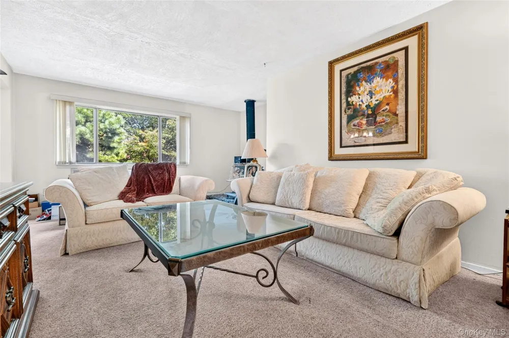 24 Richard Court Pomona, NY 10970