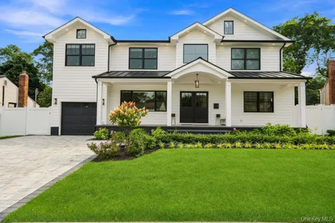 8 Allison Drive