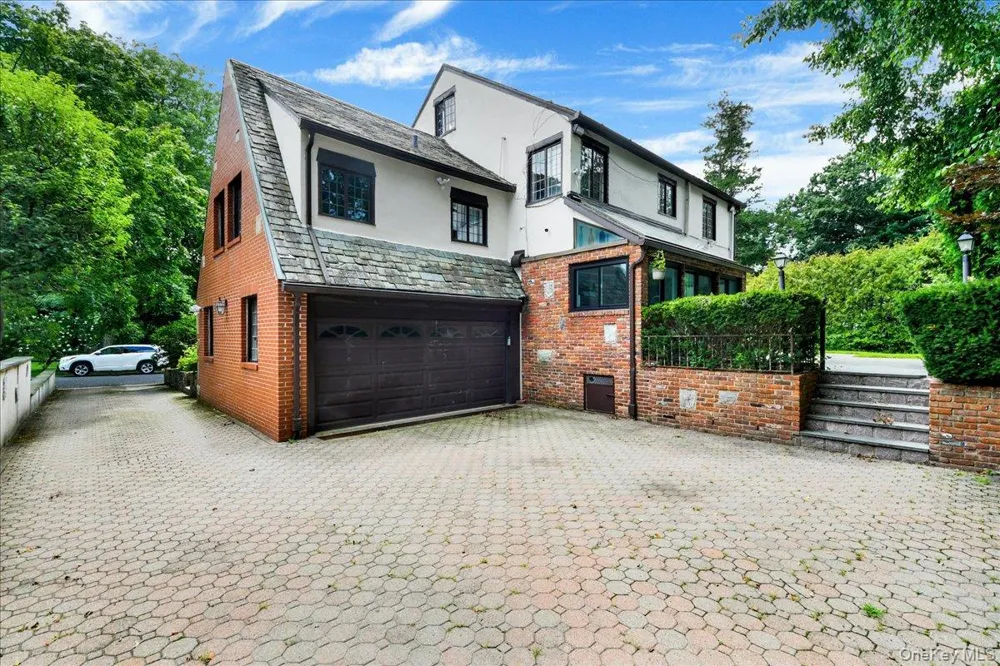 7 Denman Place Mount Vernon, NY 10552