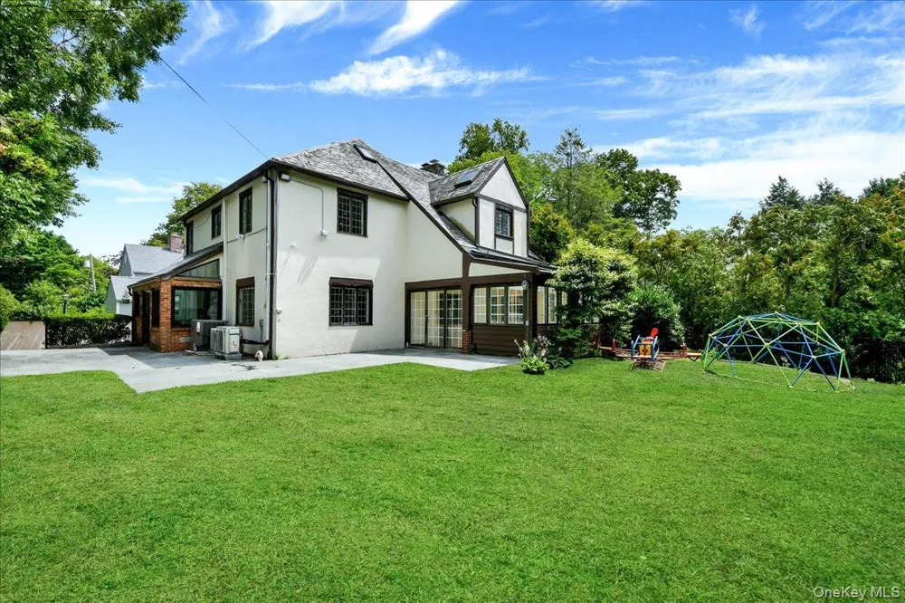 7 Denman Place Mount Vernon, NY 10552