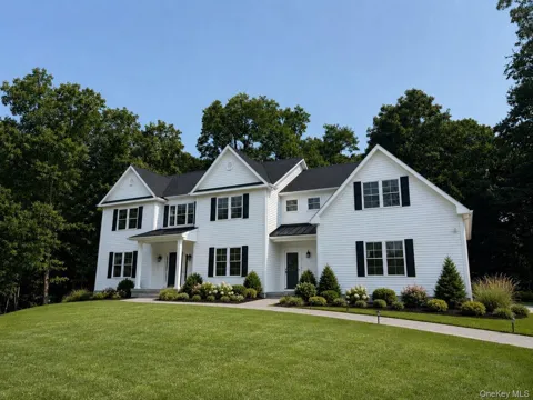 800 Sleepy Hollow Road