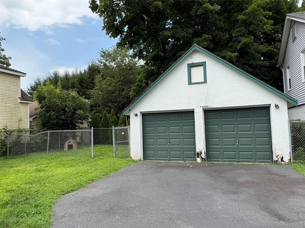 17 Sheridan Avenue Sloatsburg, NY 10974