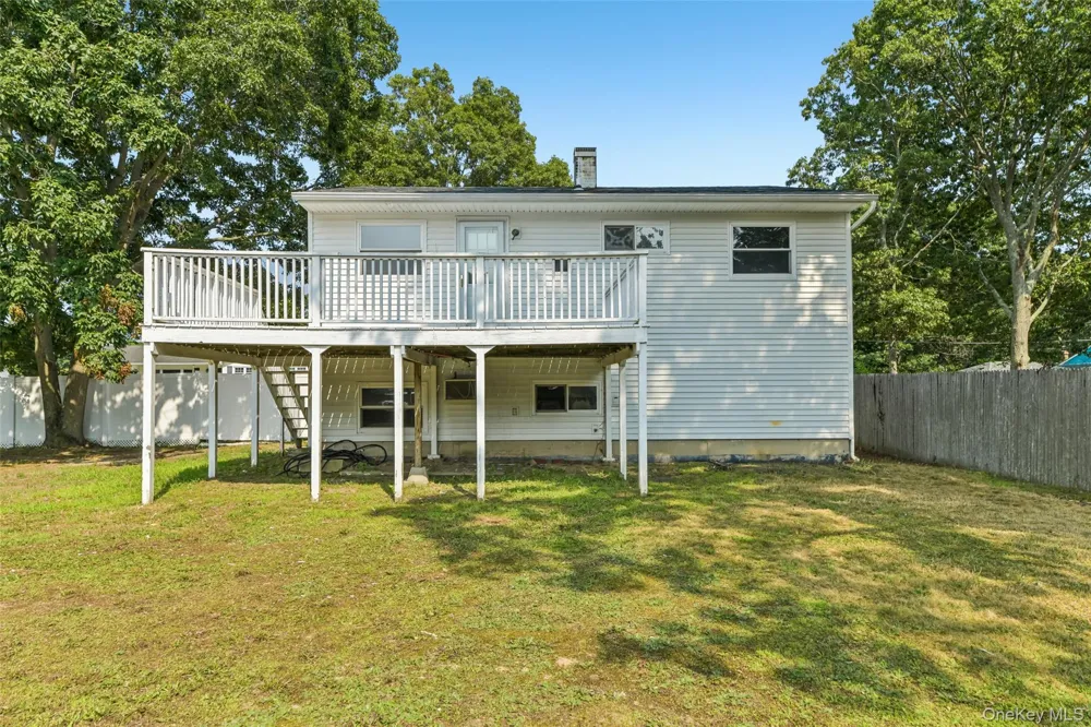 4 Beechwood Drive Shirley, NY 11967