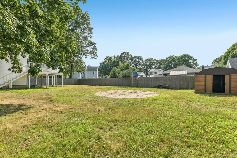 4 Beechwood Drive Shirley, NY 11967
