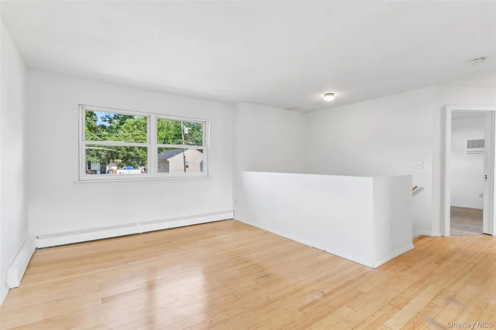 4 Beechwood Drive Shirley, NY 11967